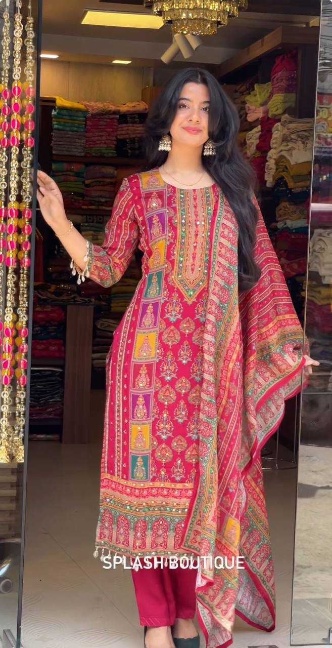LADIES SALWAR SUITS
