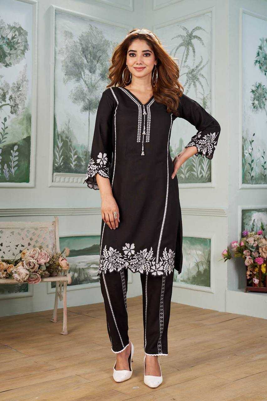 ETHNIC KURTIS