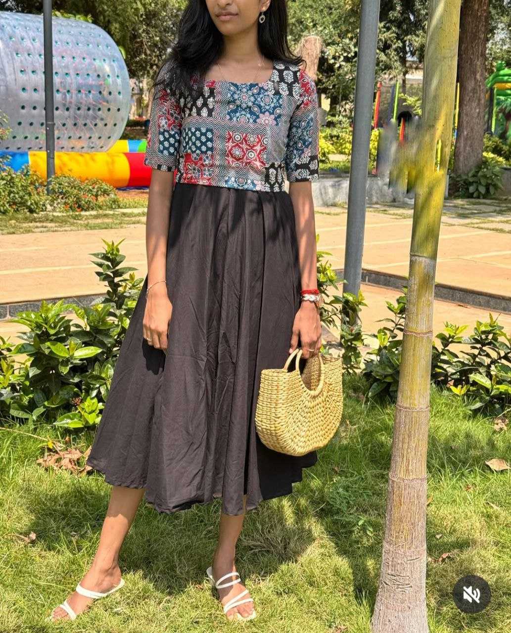 KIDS LEHENGA CHOLI