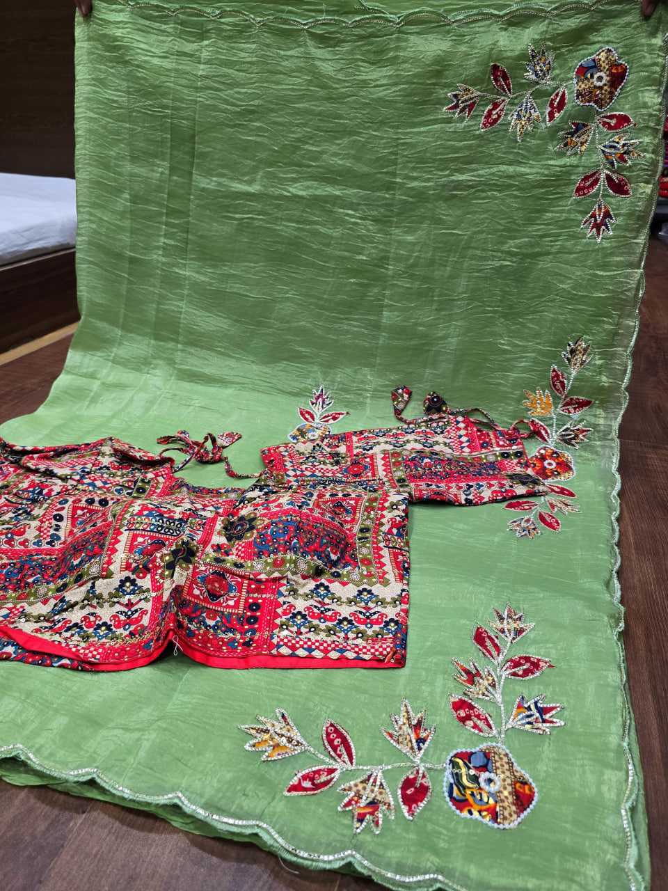 DESIGNER SAREES