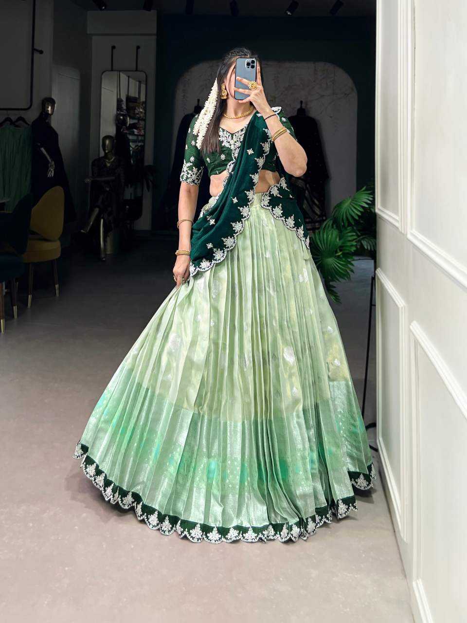 TRADITIONAL LEHENGA