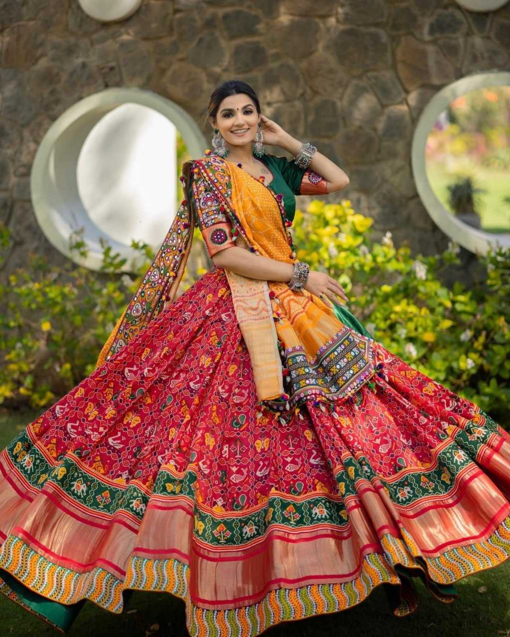 MIRROR WORK LEHENGA