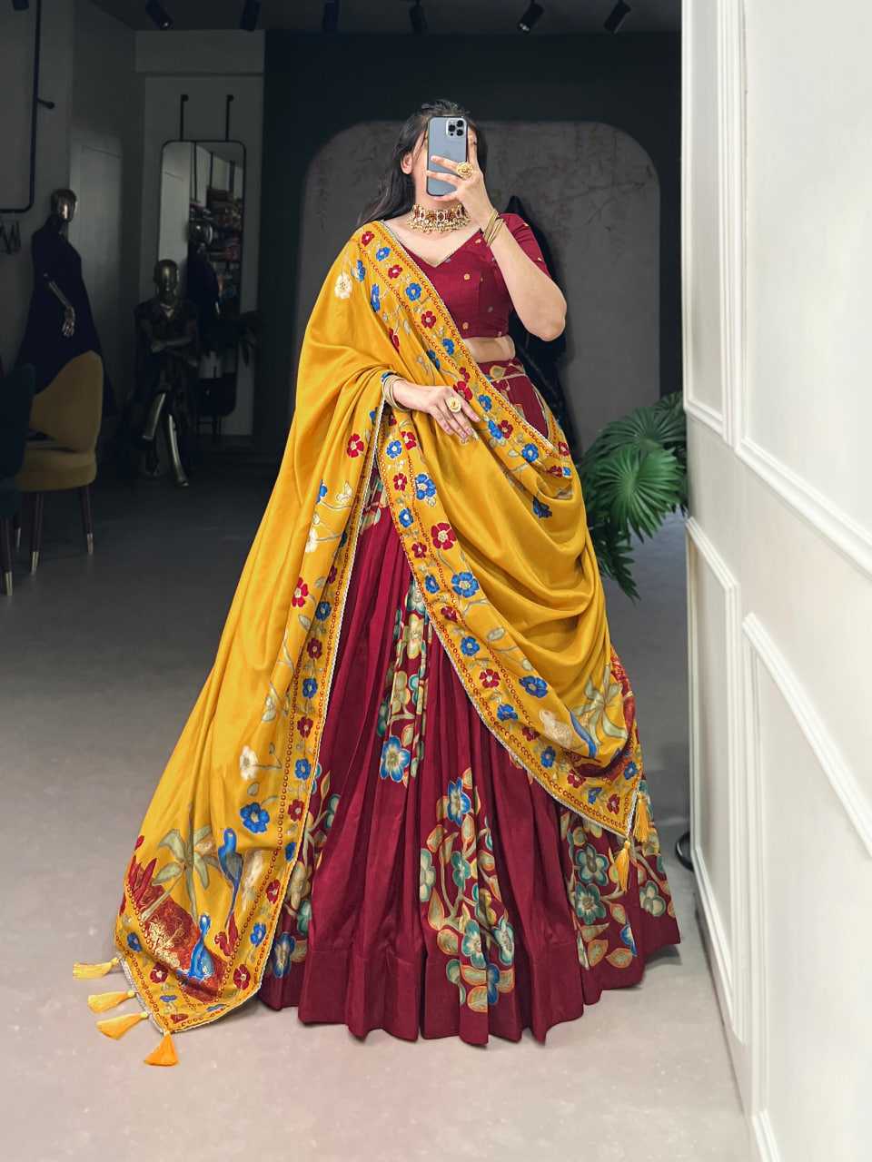 CHANIYA CHOLI