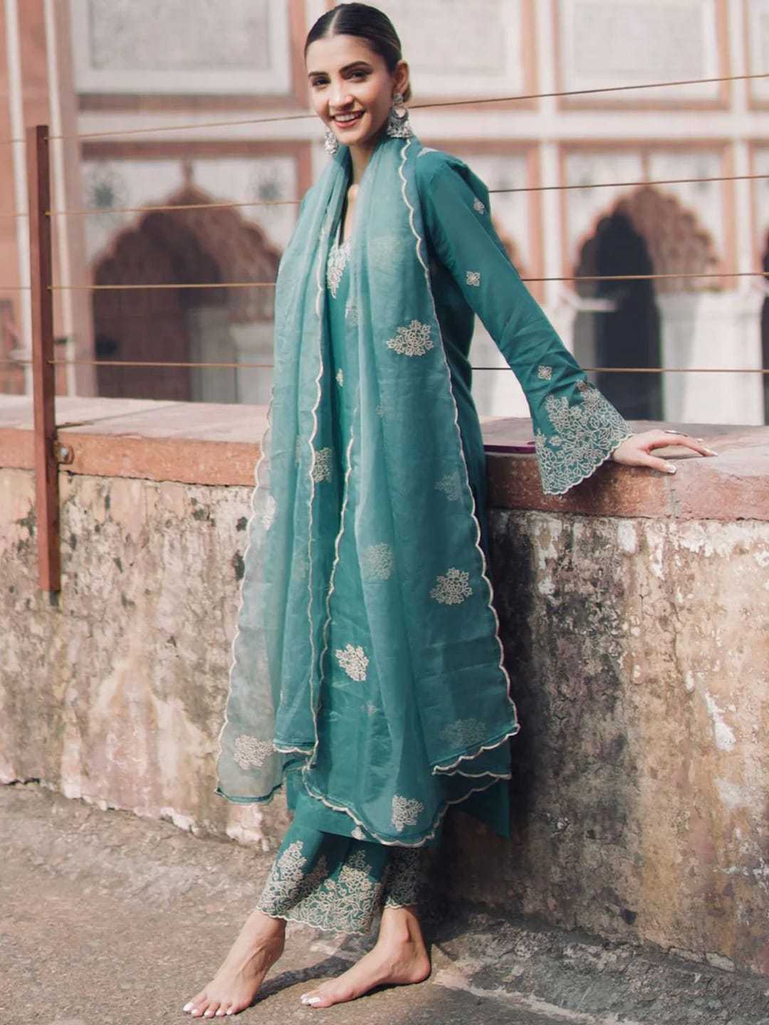 CHANDERI SUIT