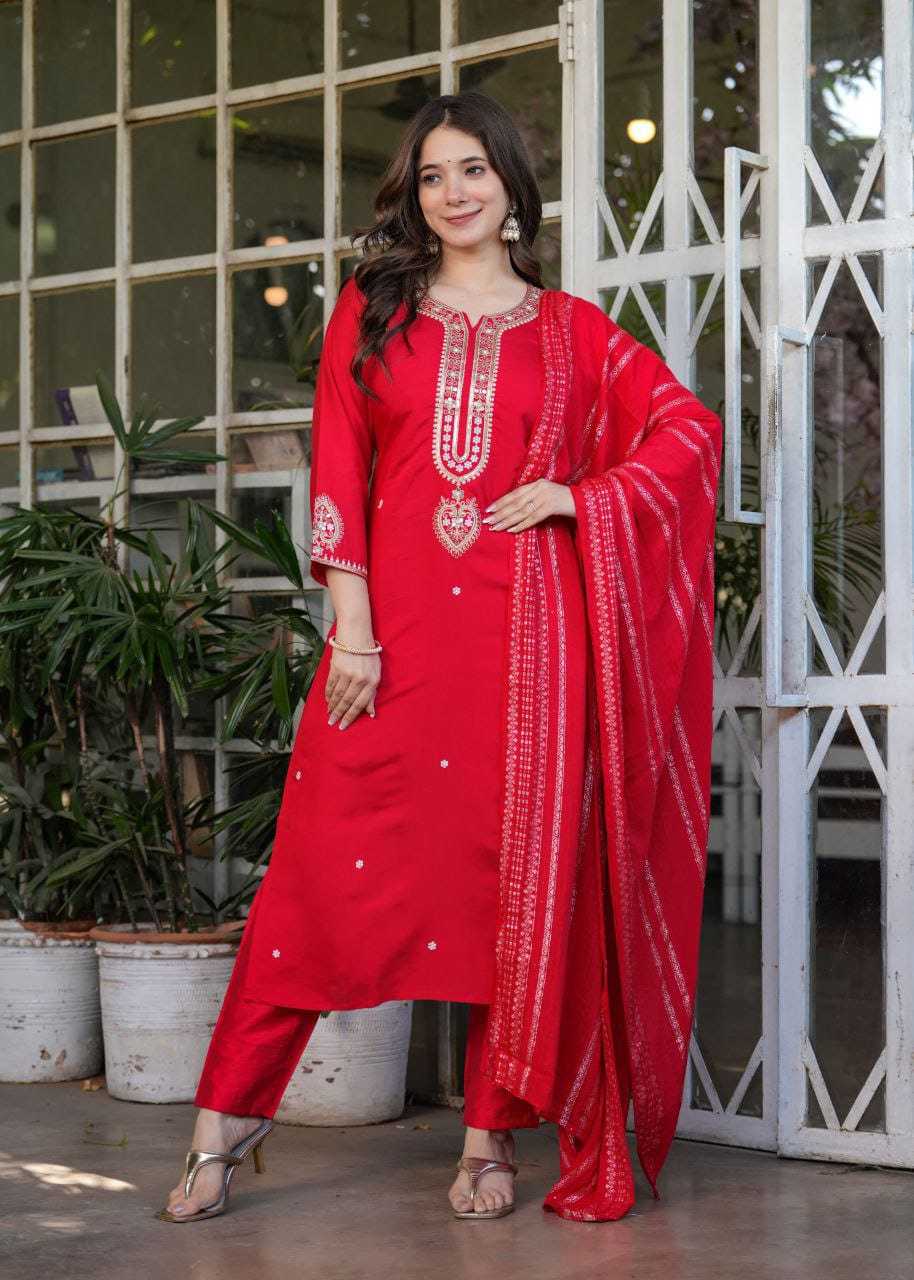 EMBROIDERY SUITS