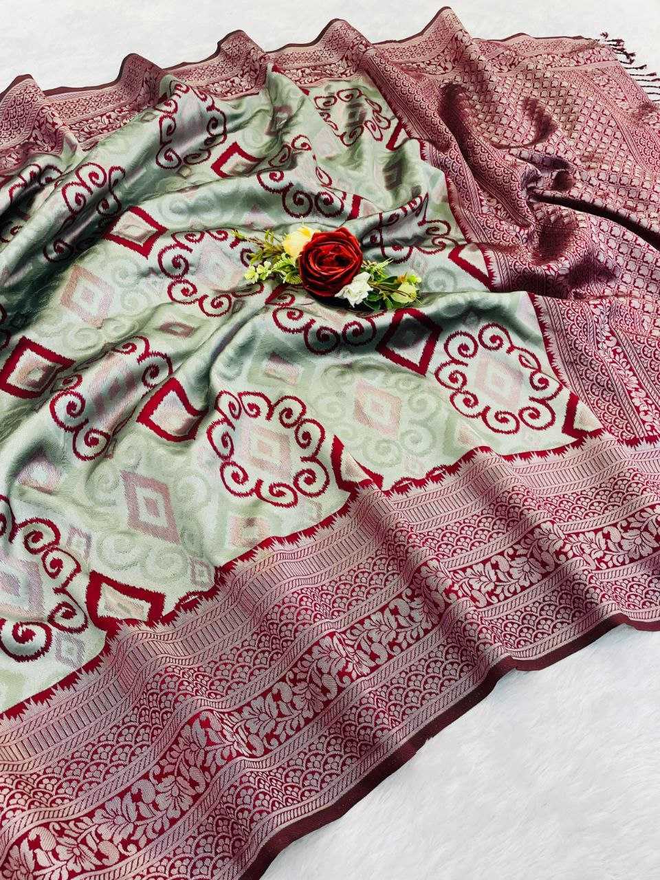 BANARASI SILK SAREES WITH ZARI WORK