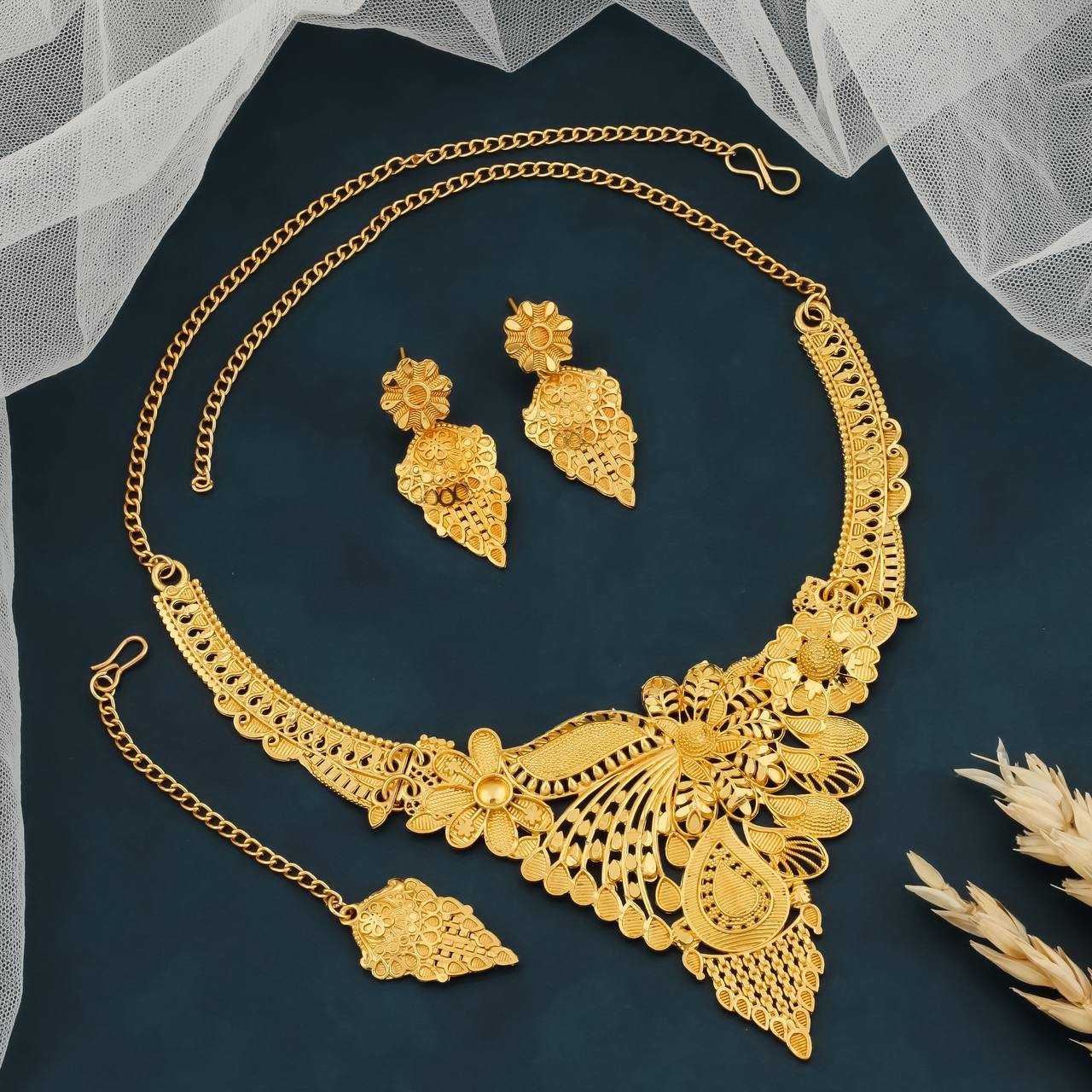 ALLOY NECKLACES