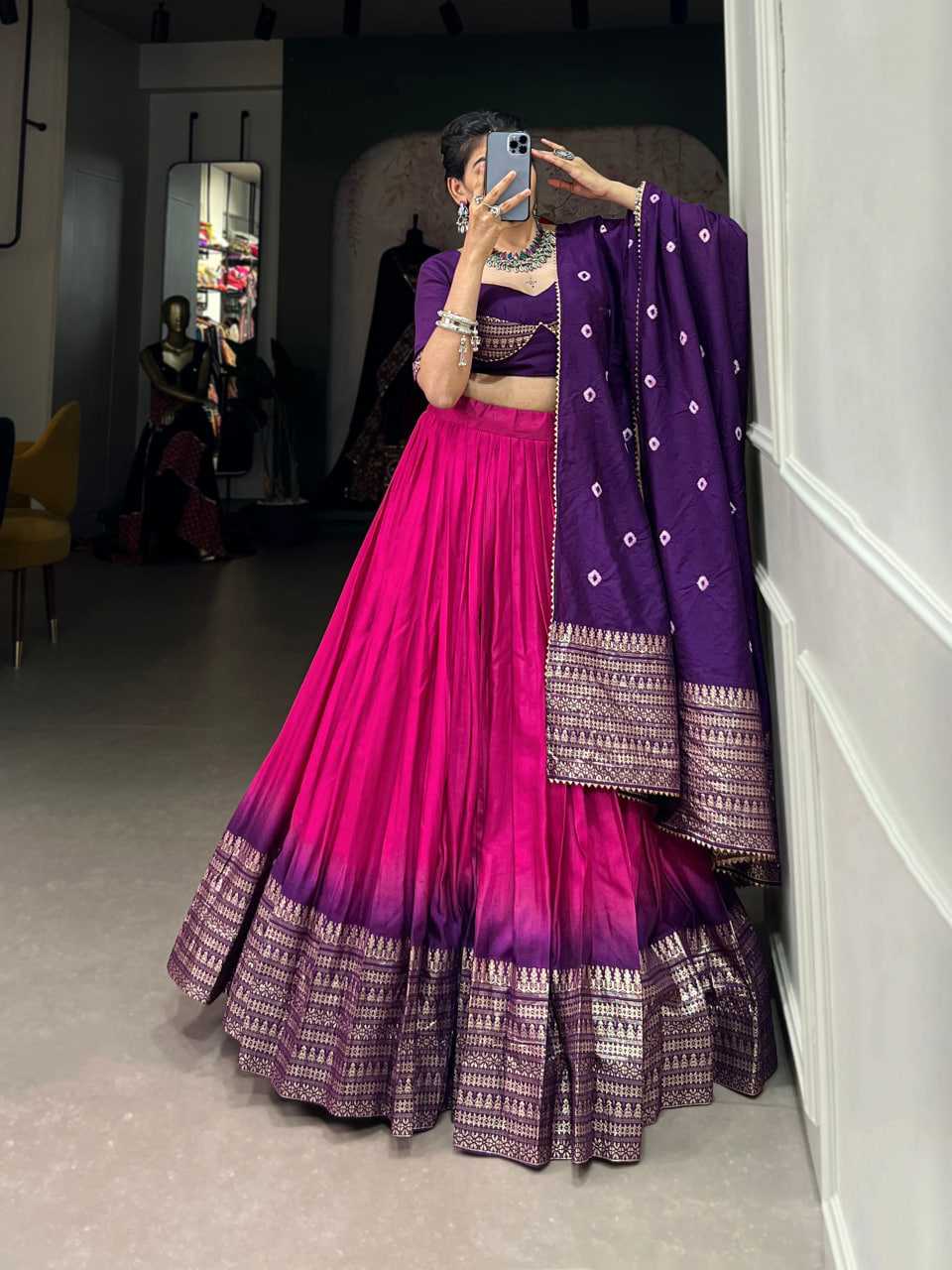 NAVRATRI CHANIYA CHOLI