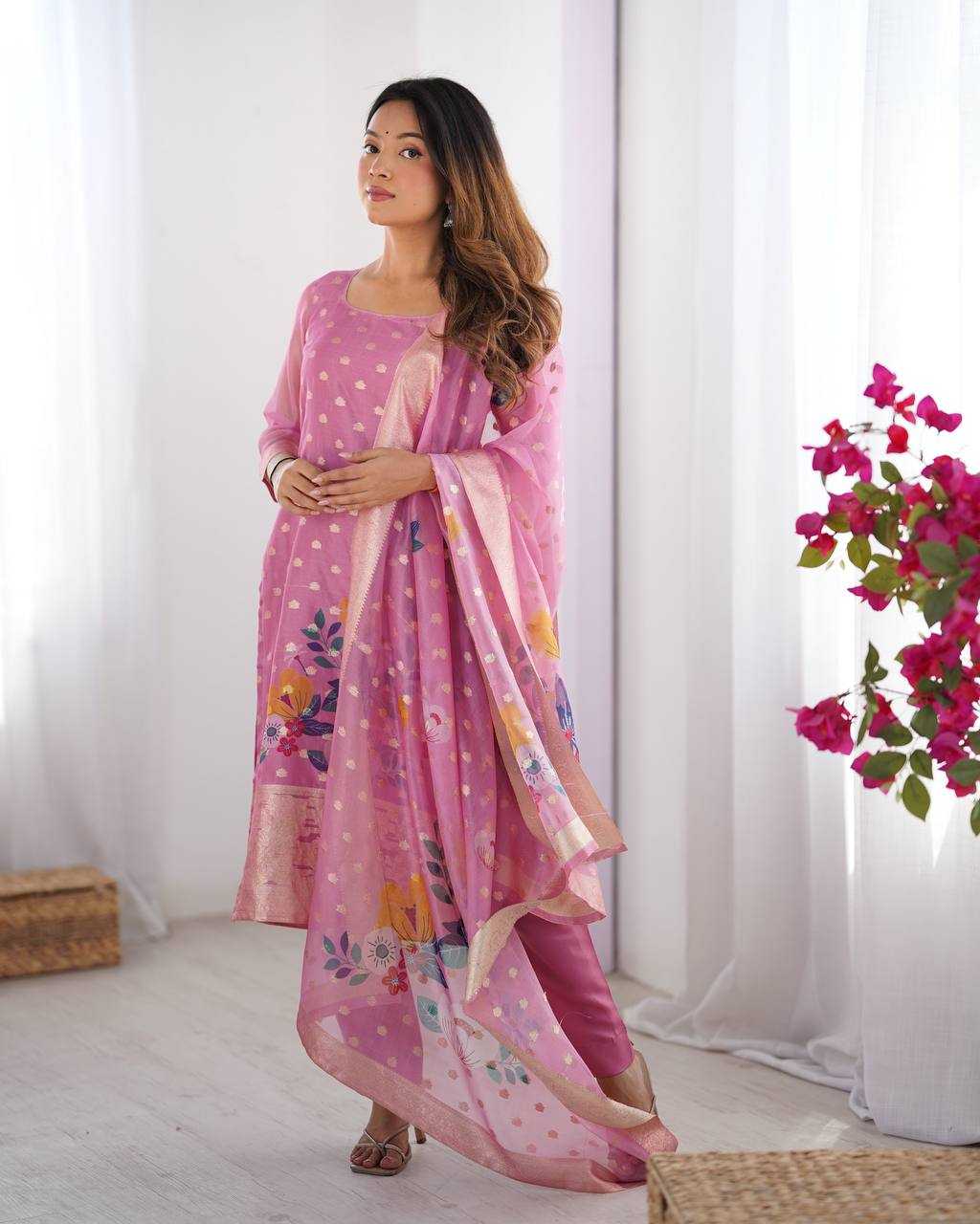 LADIES SUITS