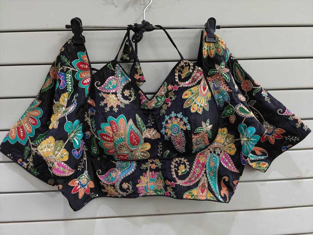 PRINTED BLOUSE