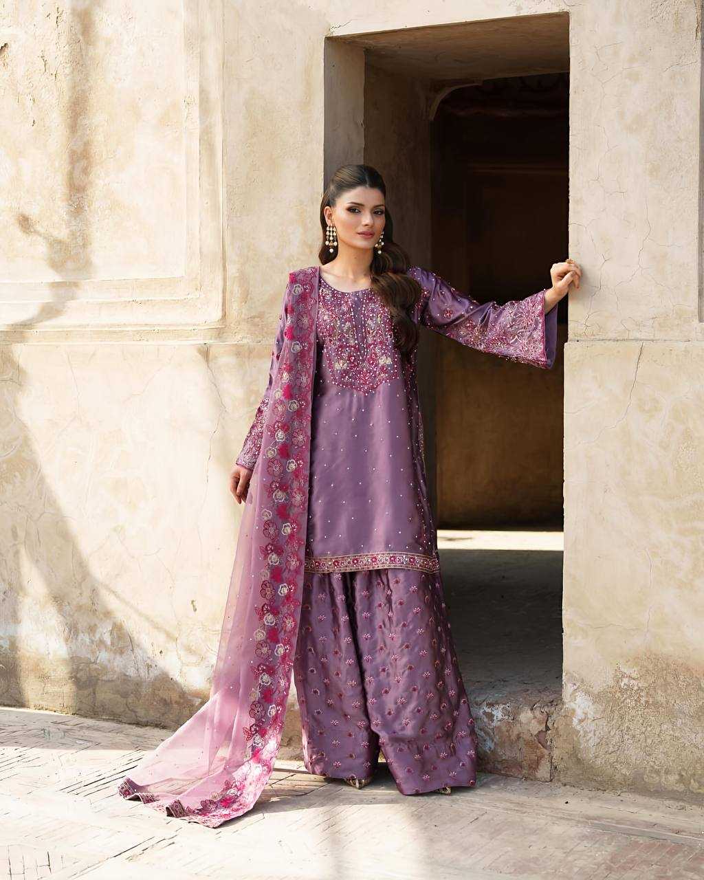 LADIES SALWAR SUITS