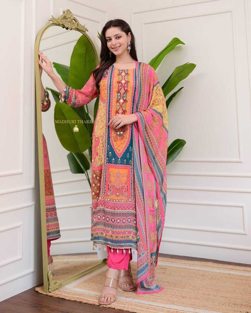 LADIES SUITS