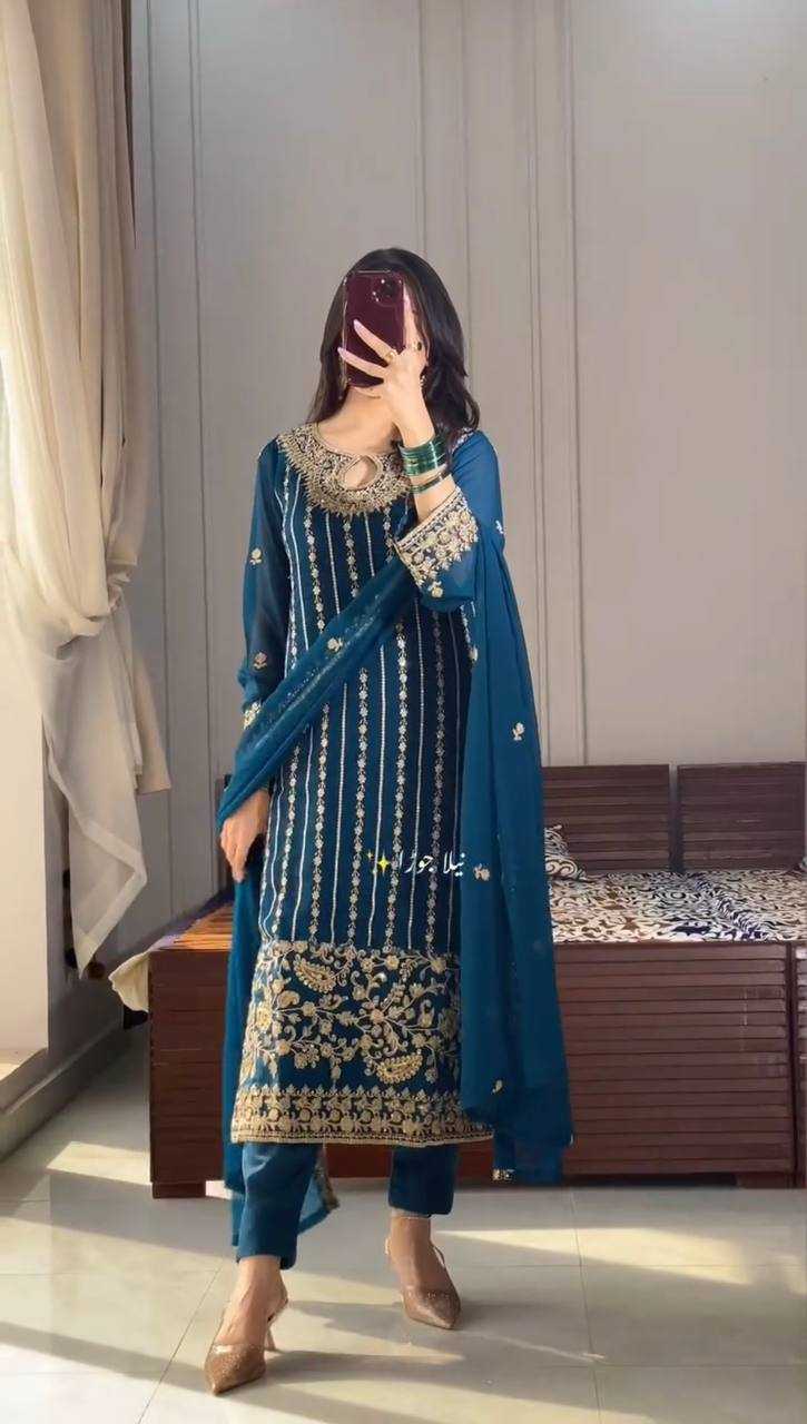 LADIES SILK SUIT