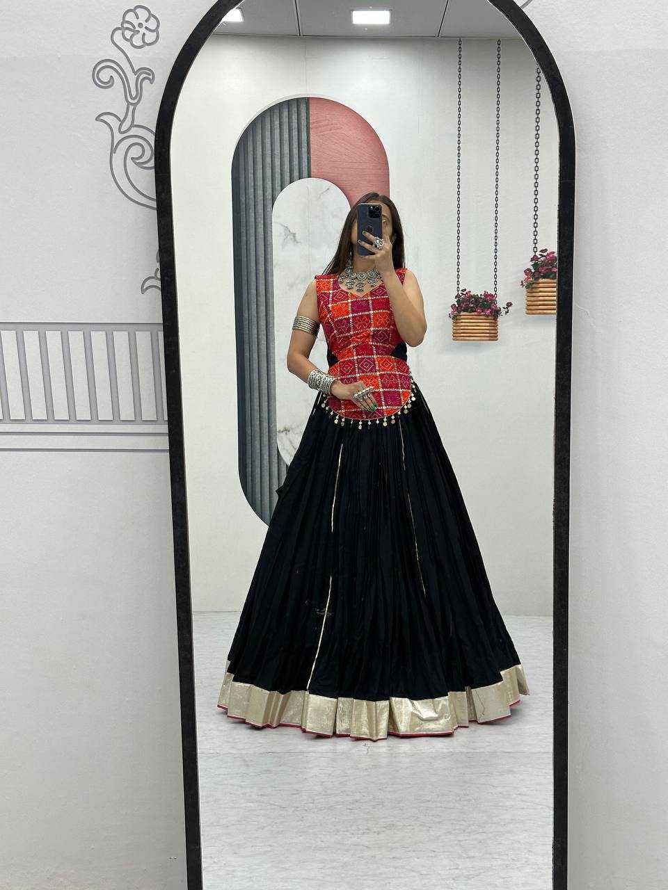NAVRATRI CHANIYA CHOLI