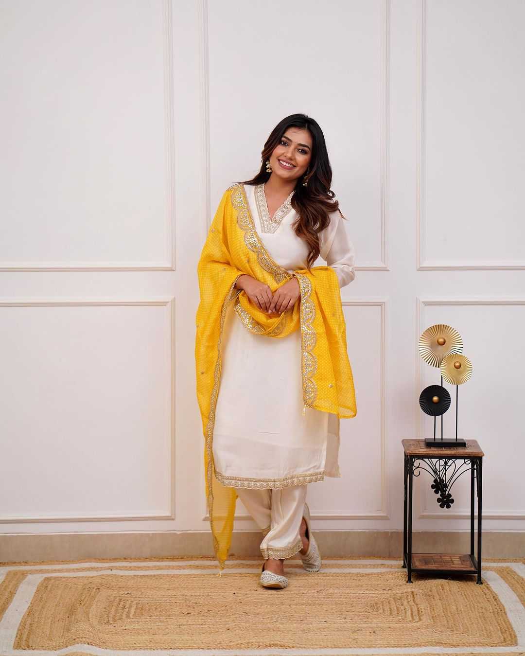 HALDI OUTFITS
