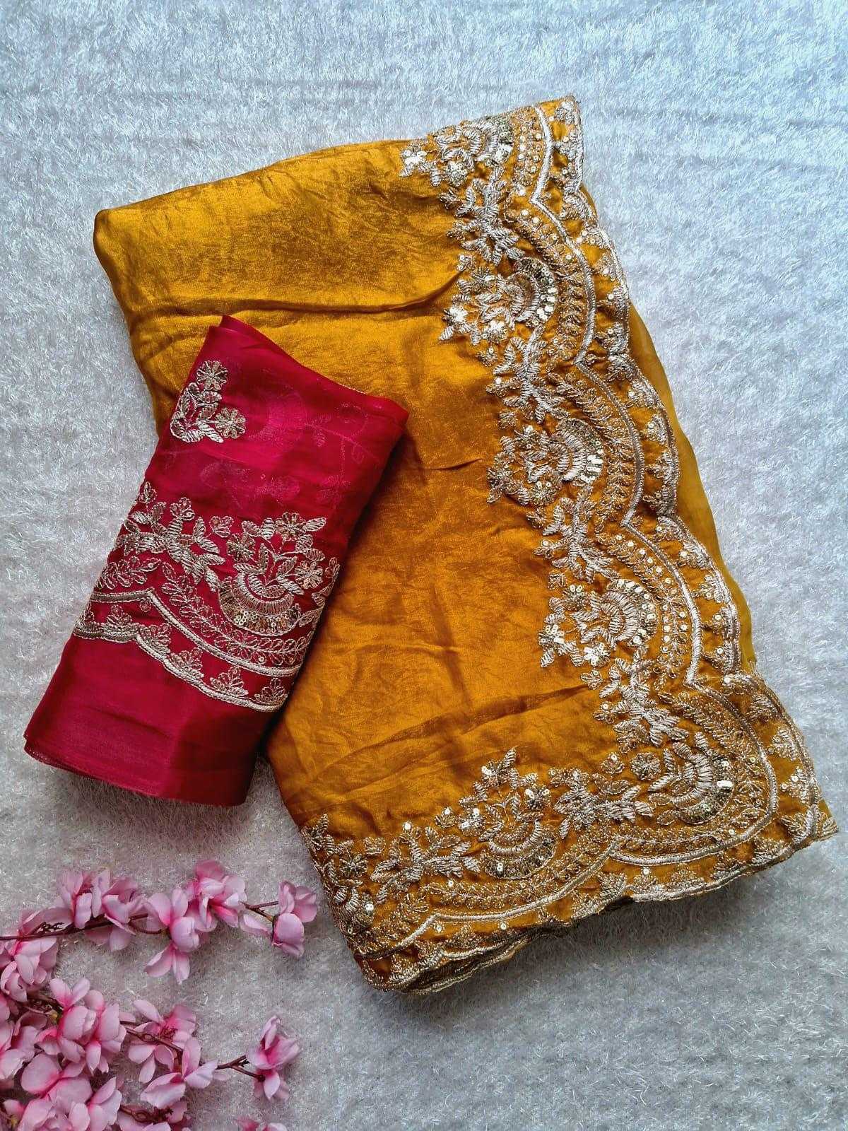 HALDI OUTFITS