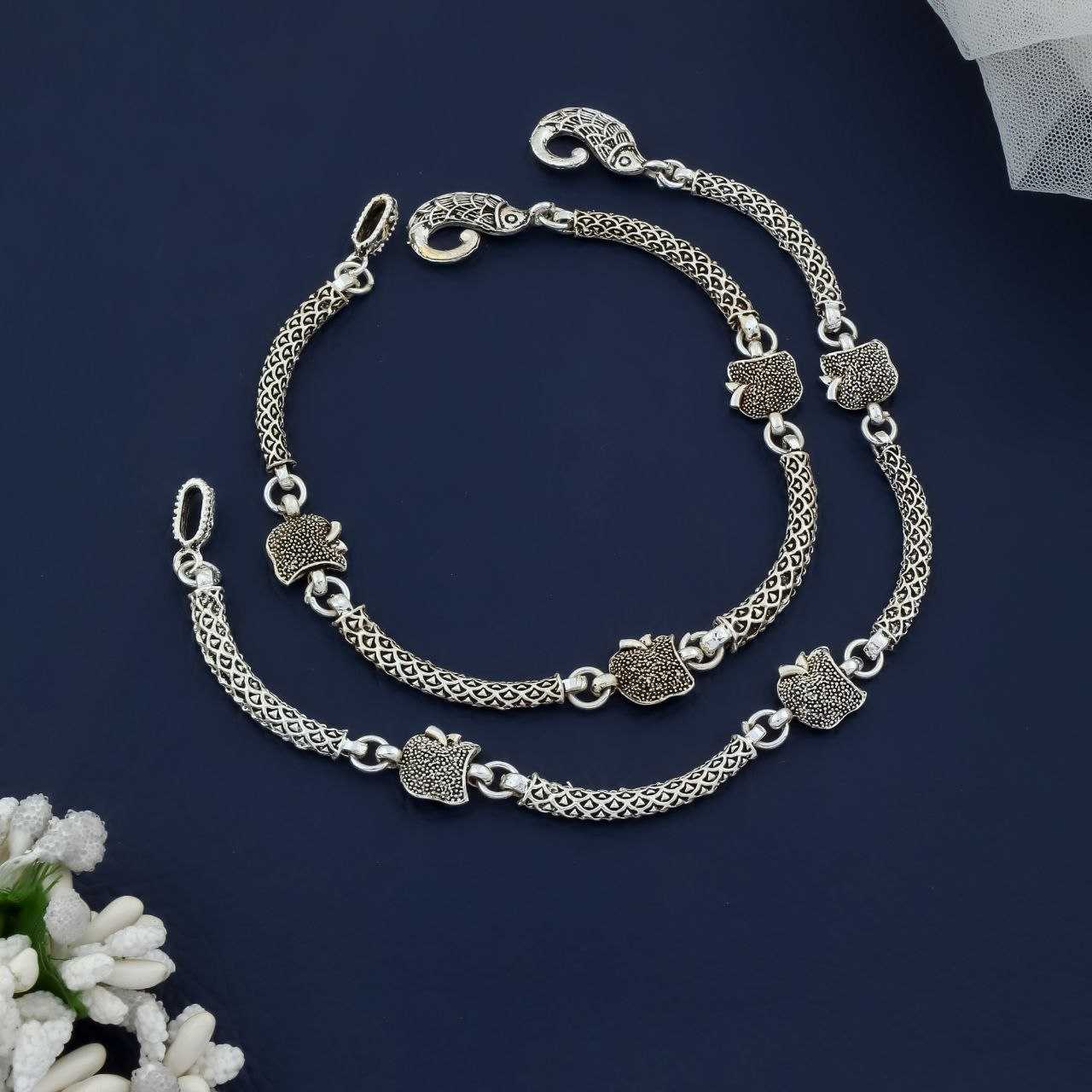 AD FANCY PAYAL