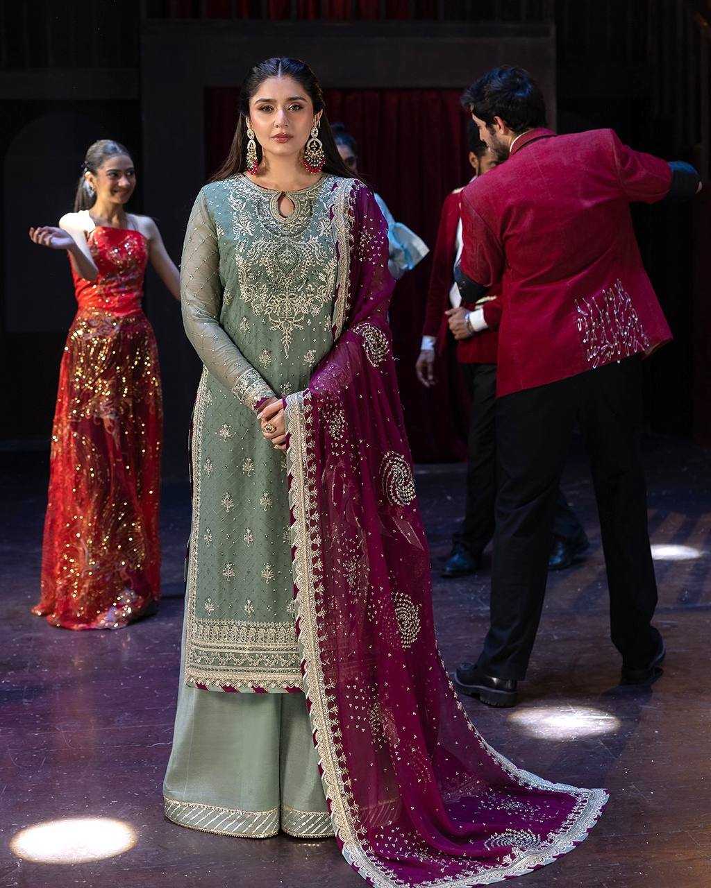 PAKISTANI SUITS