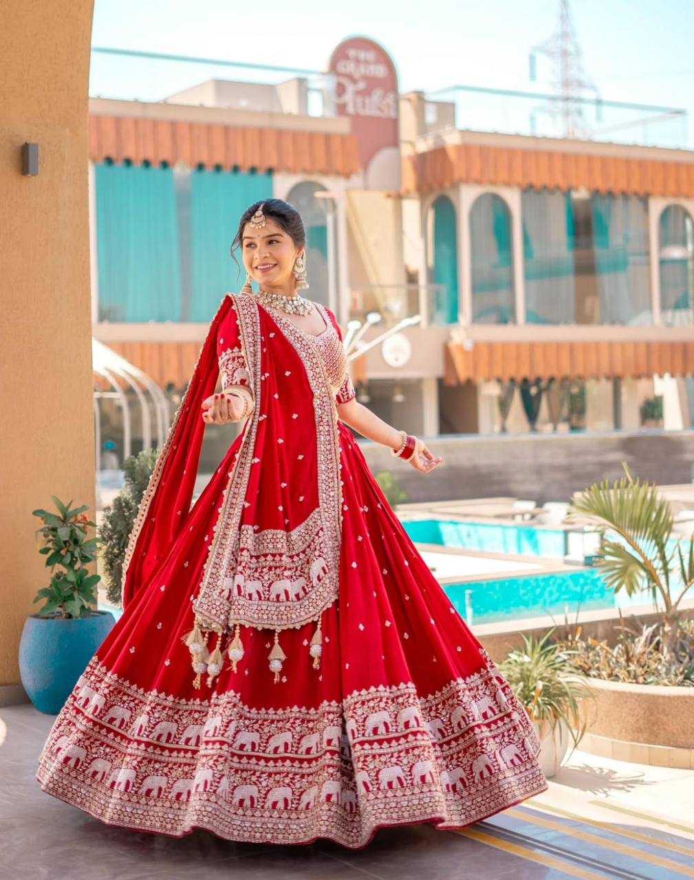 RED LEHENGA