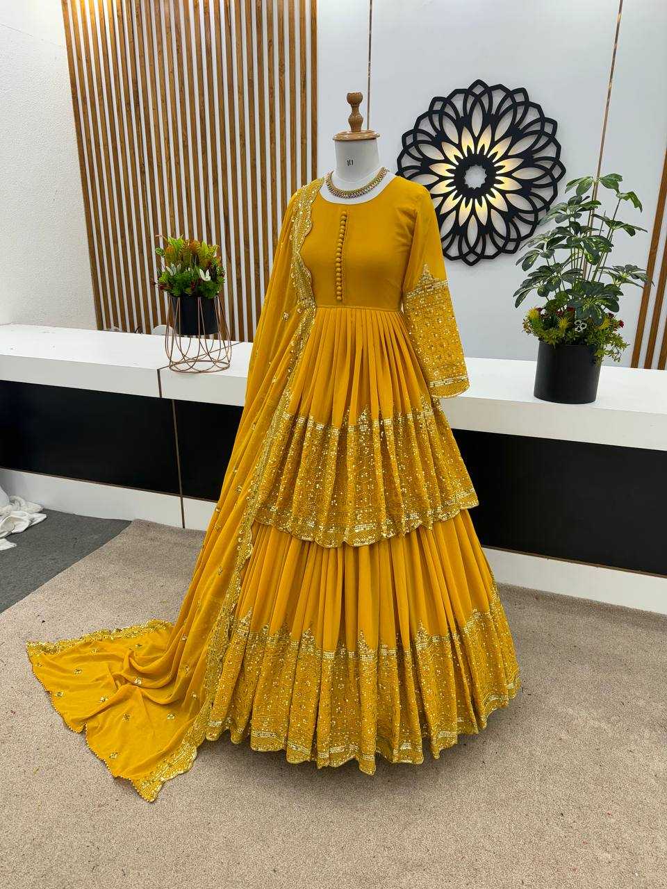 TRADITIONAL LEHENGA