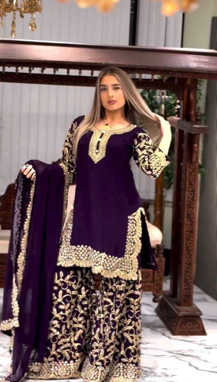 LADIES SUITS