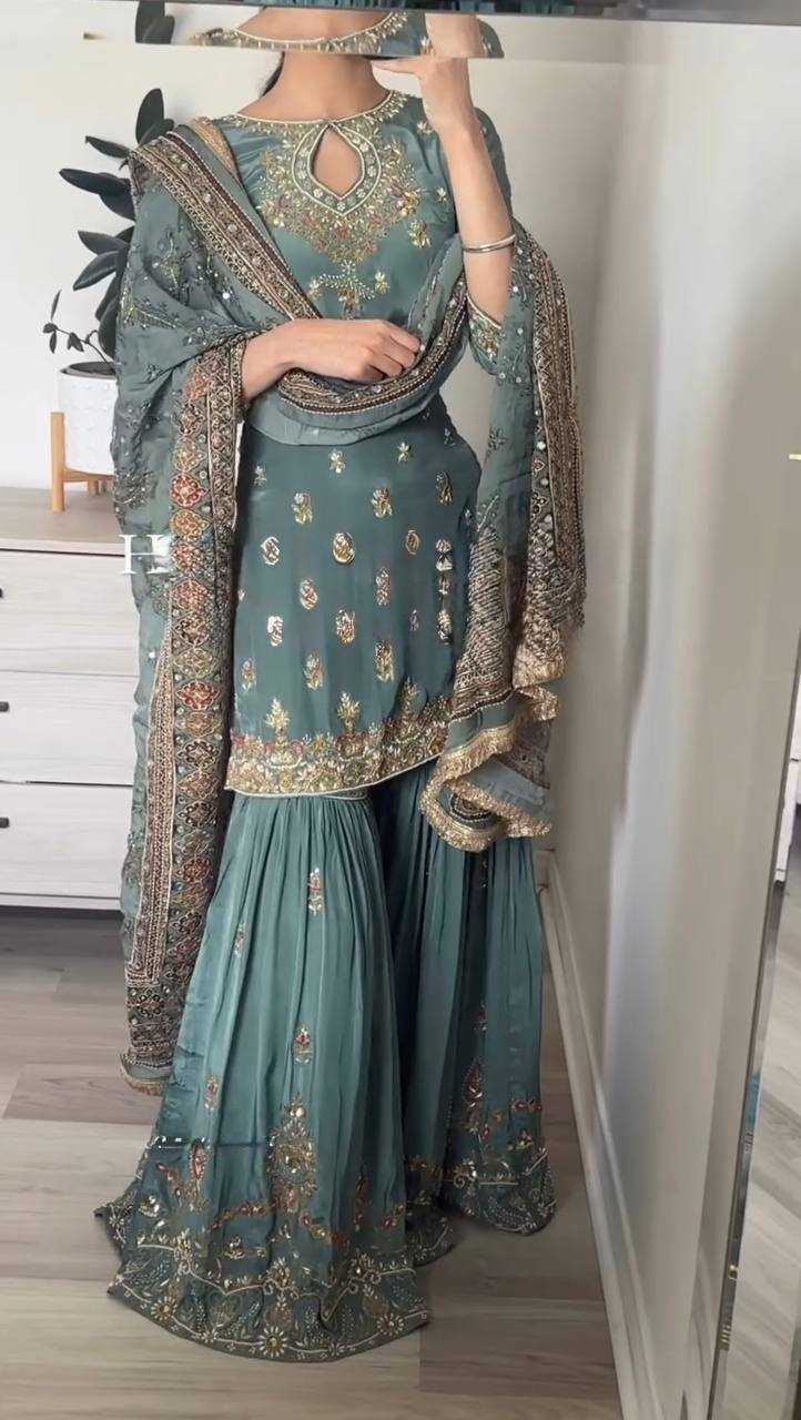 LADIES SUITS