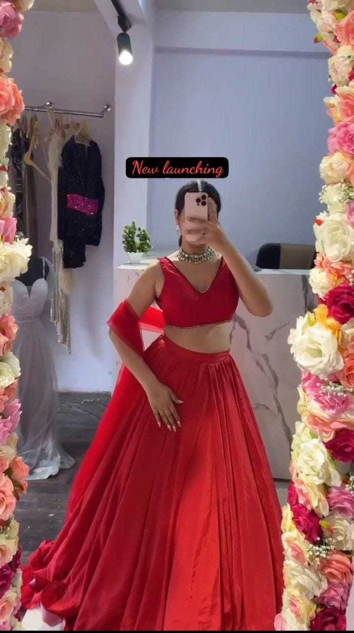 RED LEHENGA