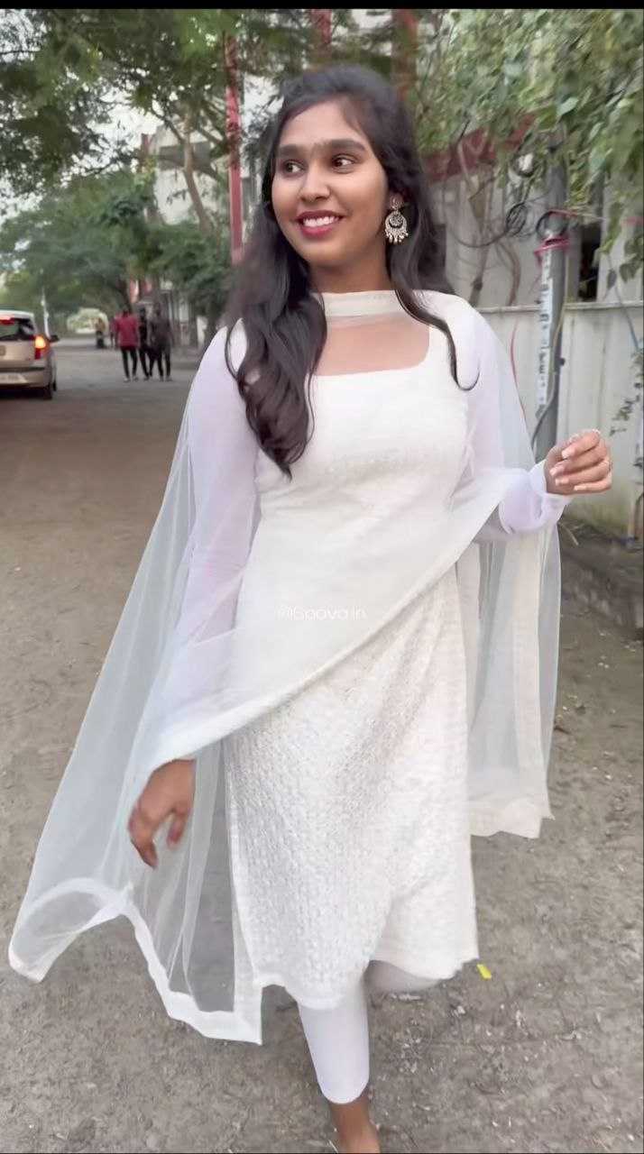 WHITE SALWAR SUIT