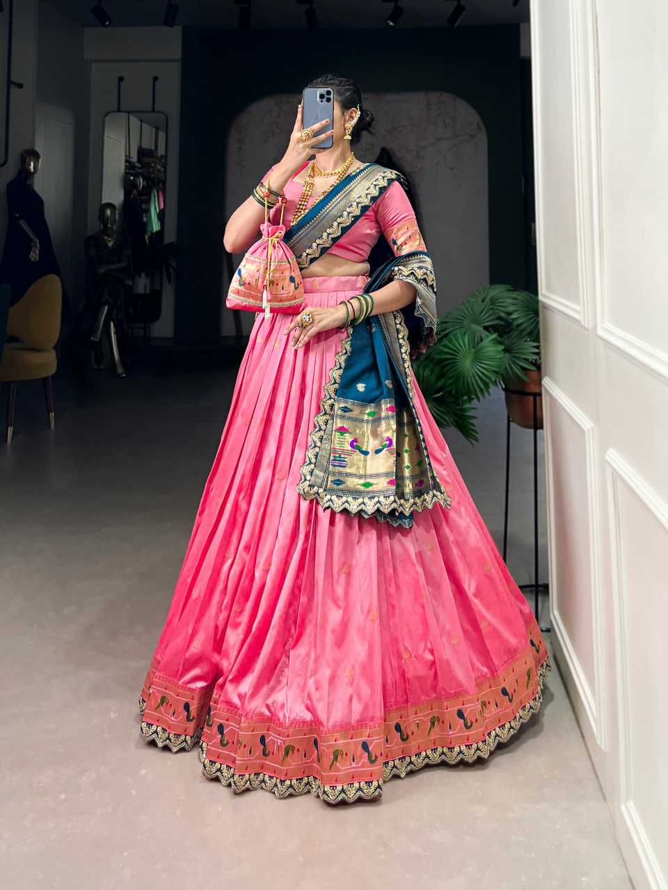 TRADITIONAL LEHENGA