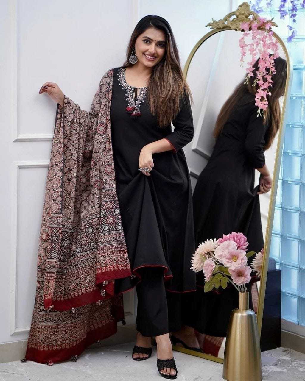 WEDDING OUTFITS