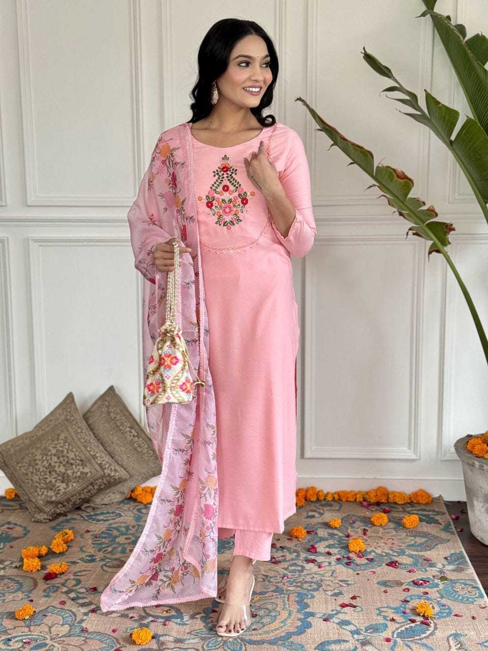 DESIGNER KURTIS