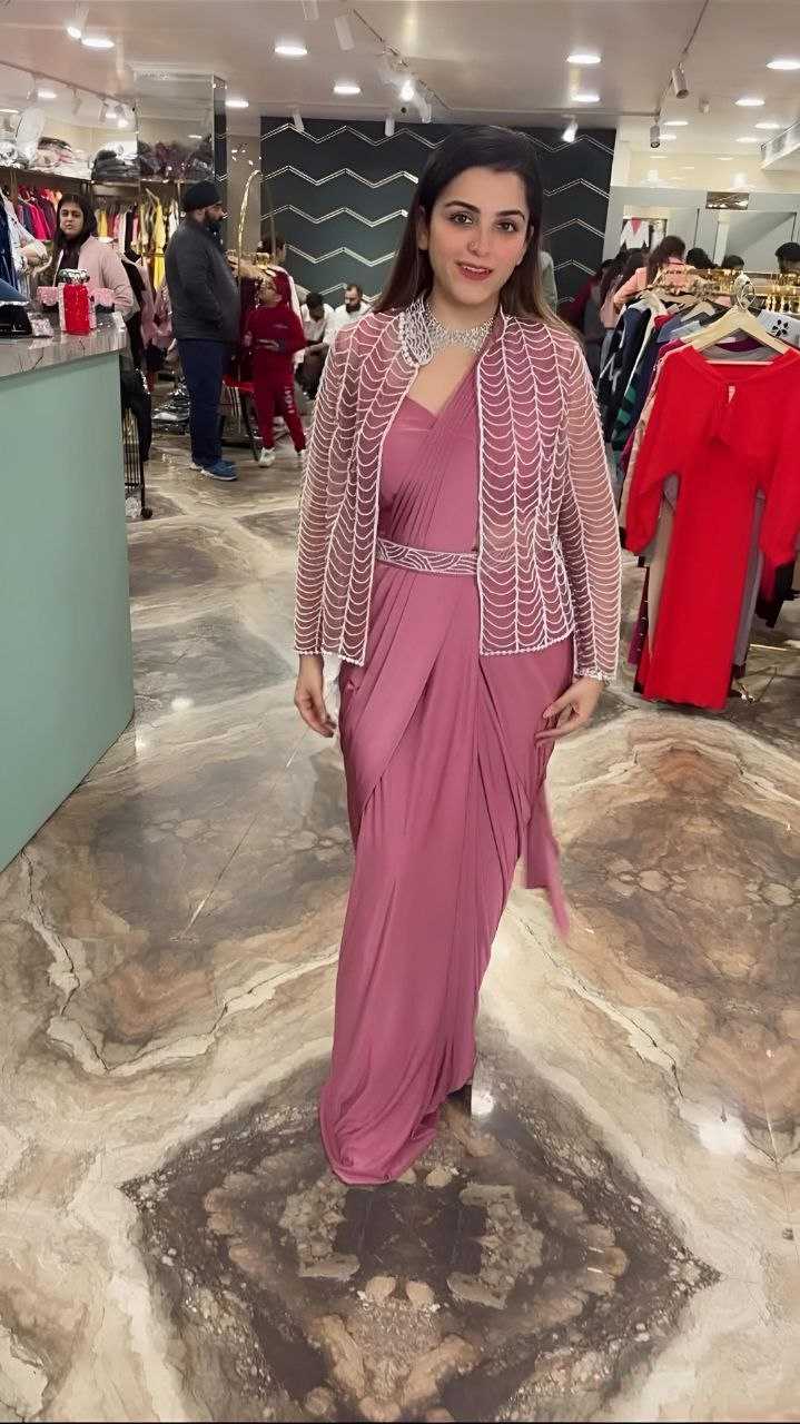 SAREE WITH BELT