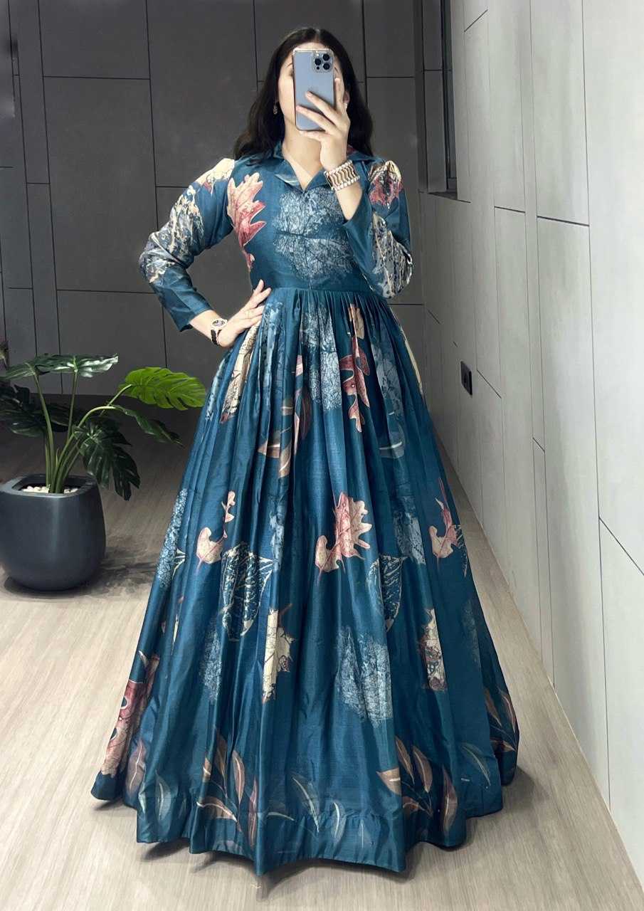 PRINTED GOWNS