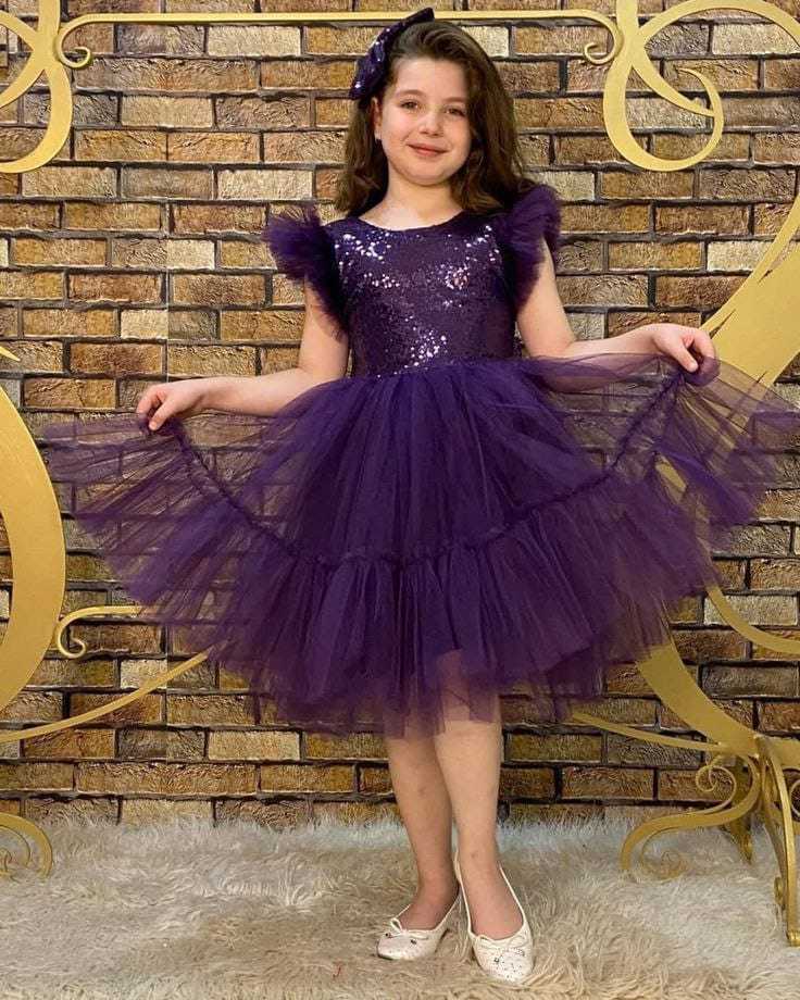 KIDS GOWN