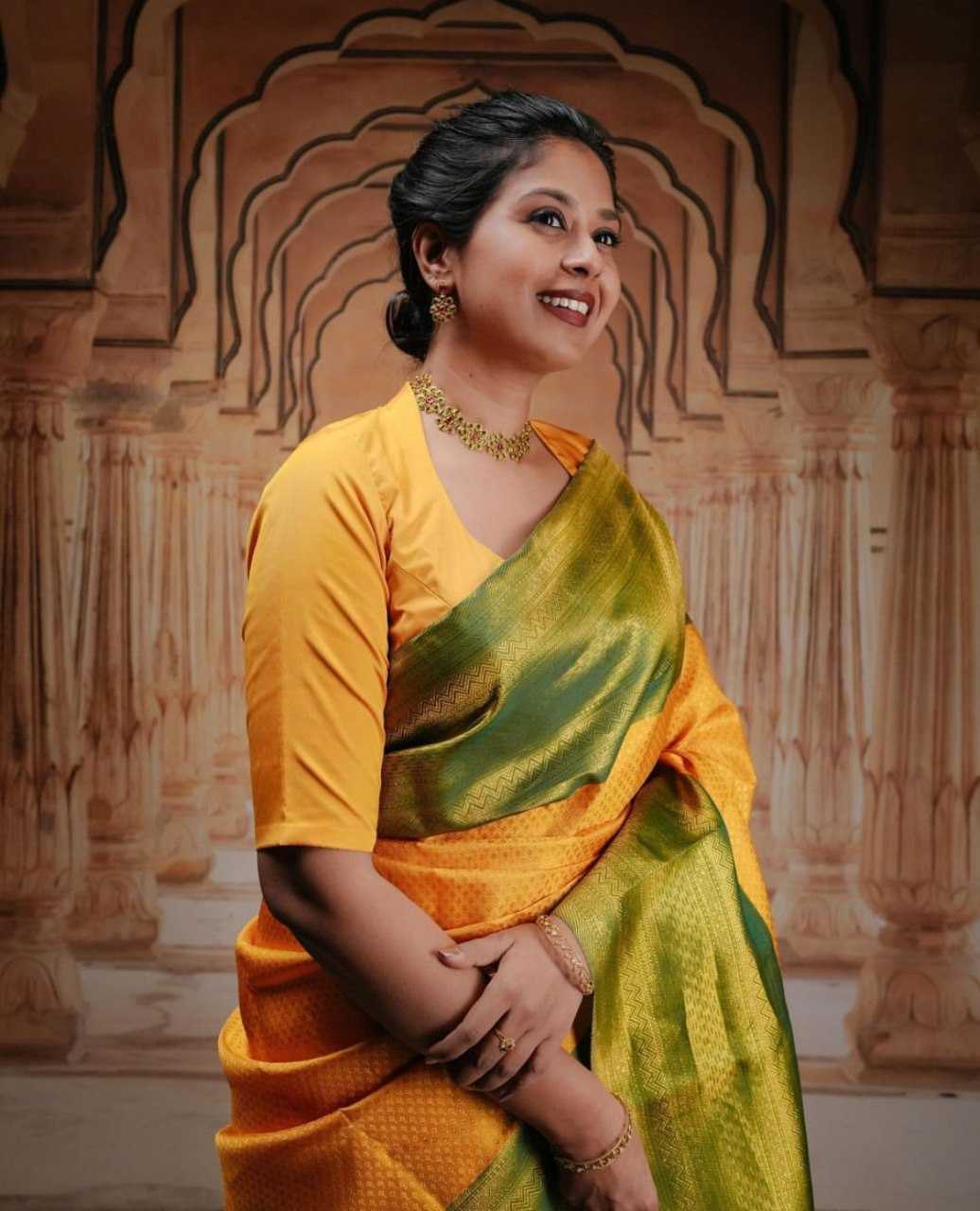 BANARASI SILK SAREES WITH ZARI WORK