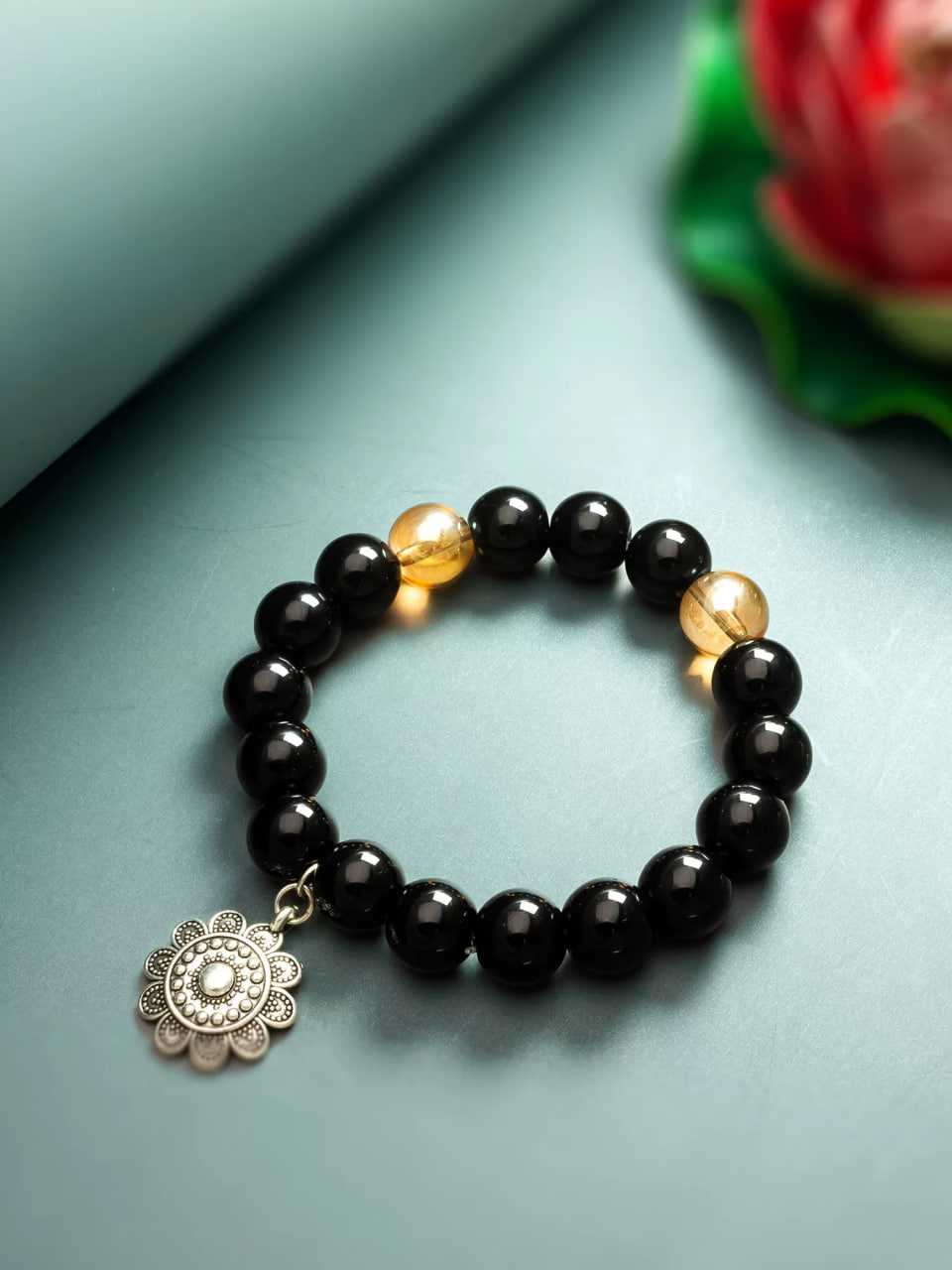 ANTIQUE BRACELET 