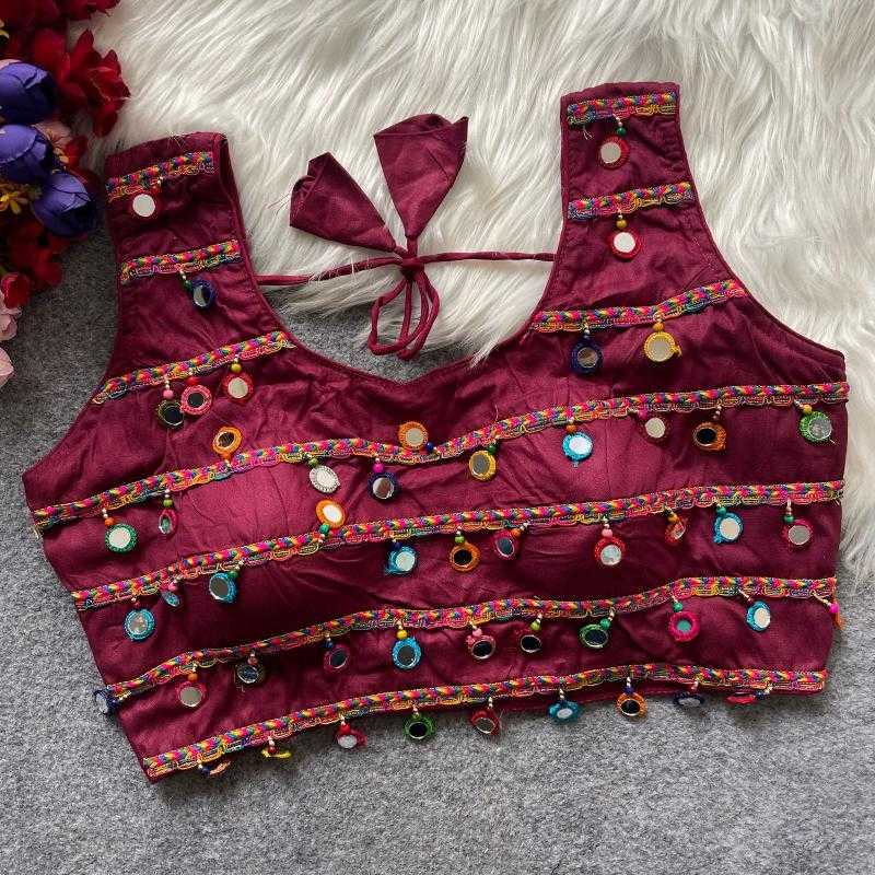 BLOUSE