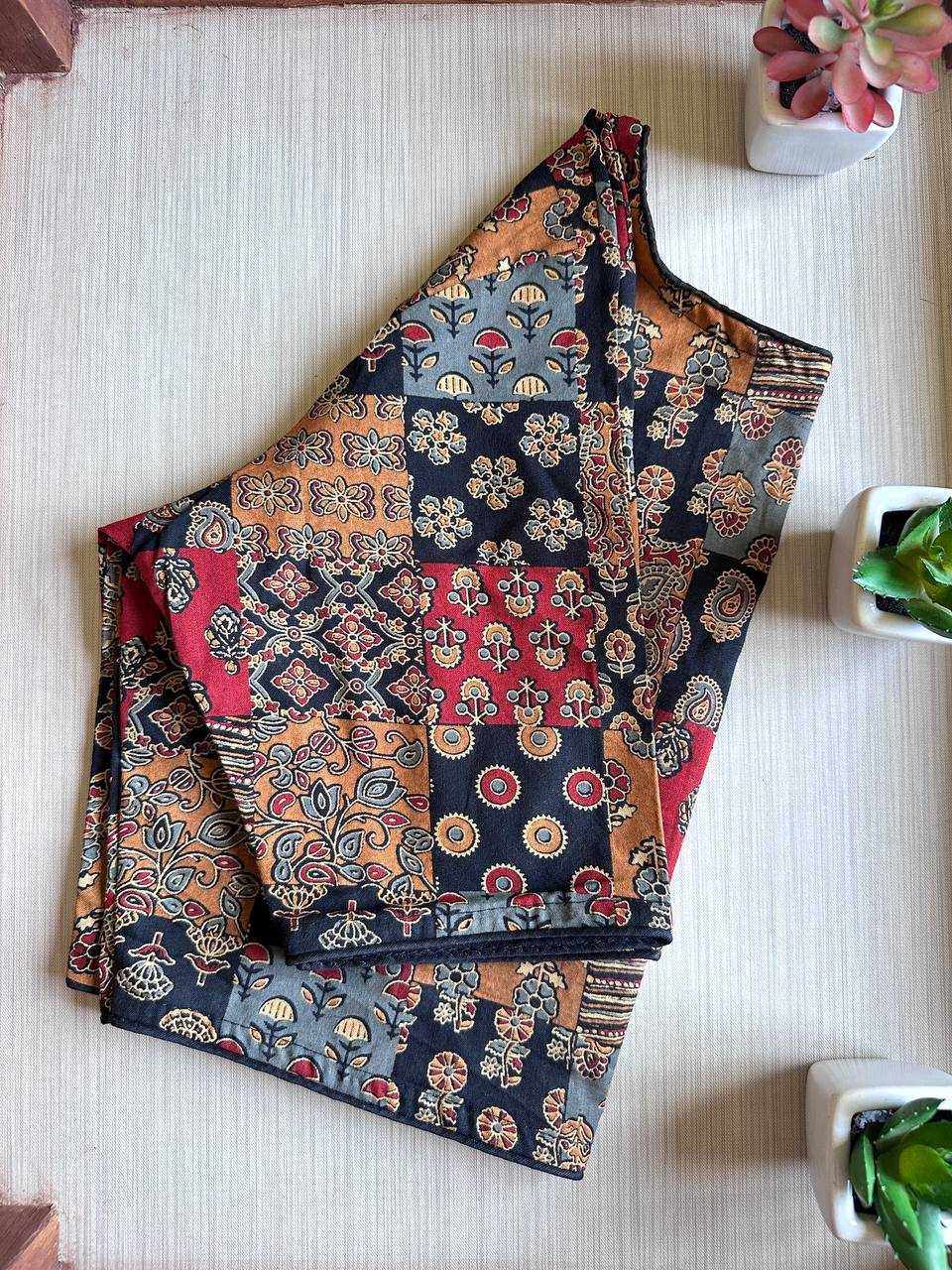 PRINTED BLOUSE