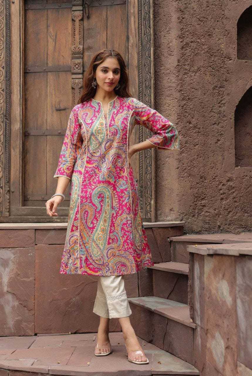 DESIGNER KURTIS