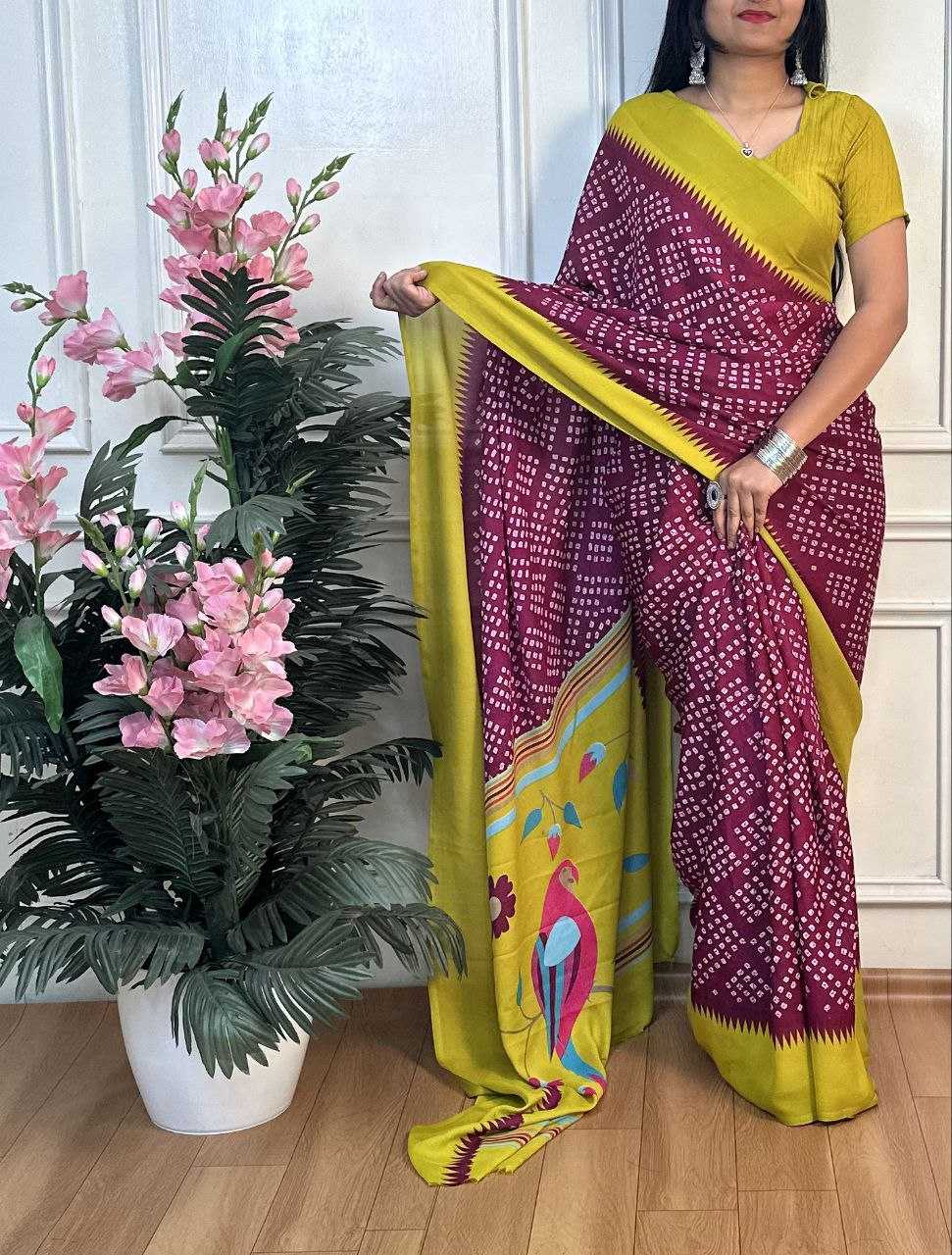 BANDHANI BANDHEJ SAREES	