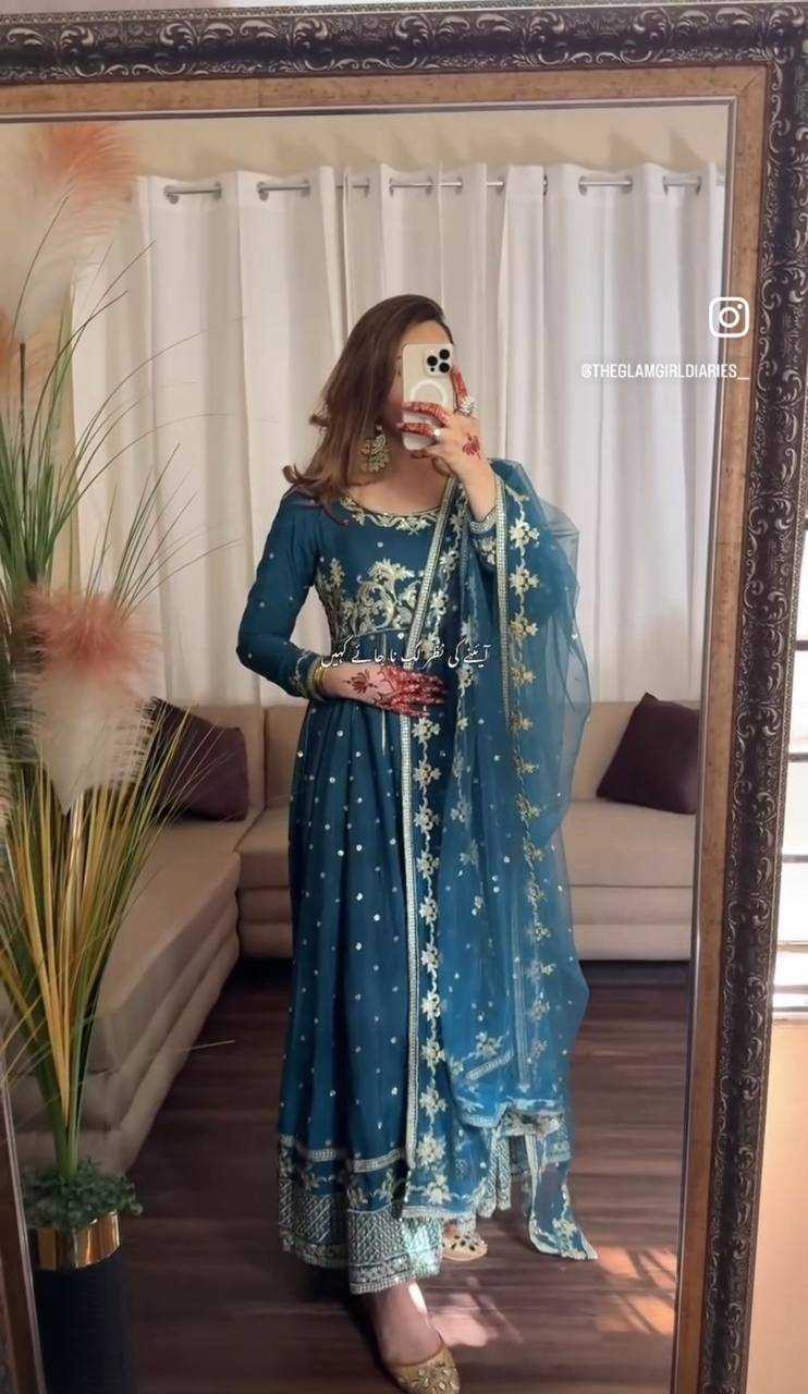 FULL SLEEVE GOWNS