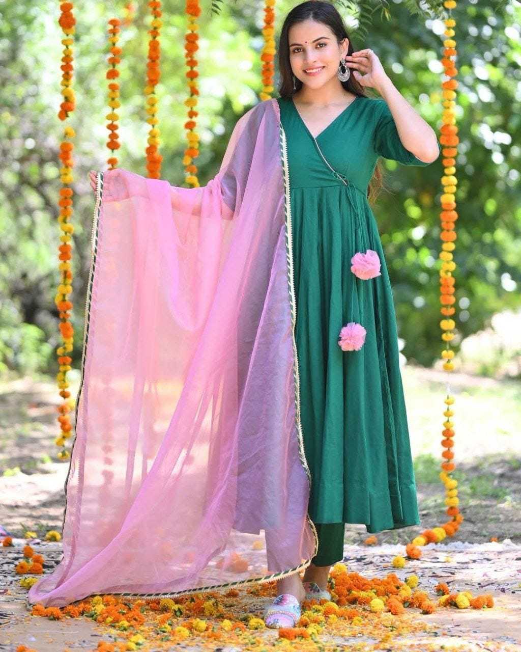 GREEN GOWN