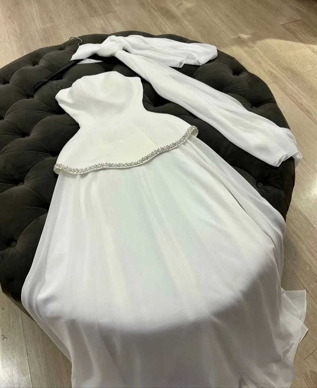 WHITE LEHENGA