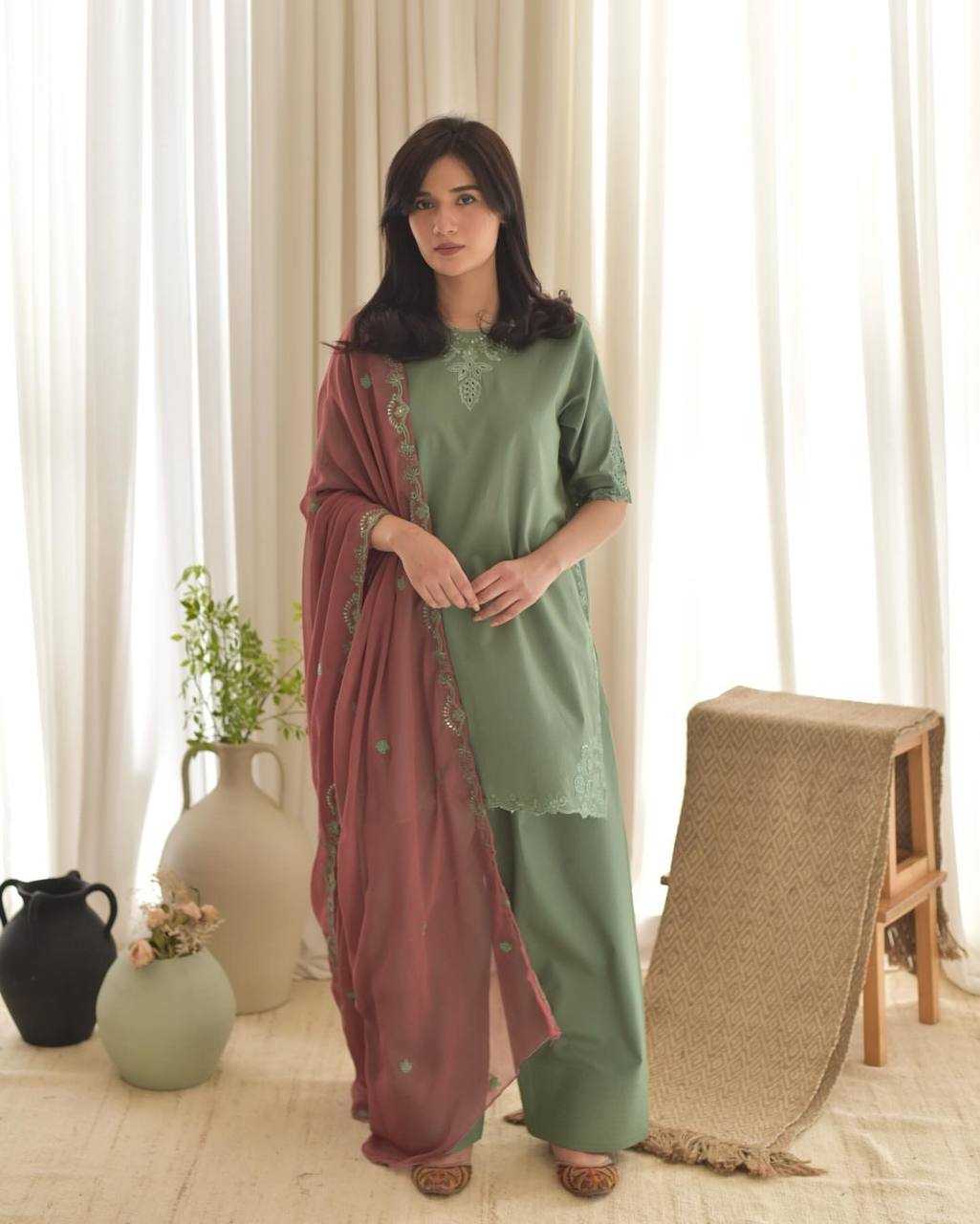 LADIES SALWAR SUITS