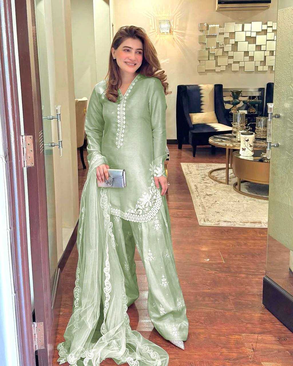LADIES SALWAR SUITS