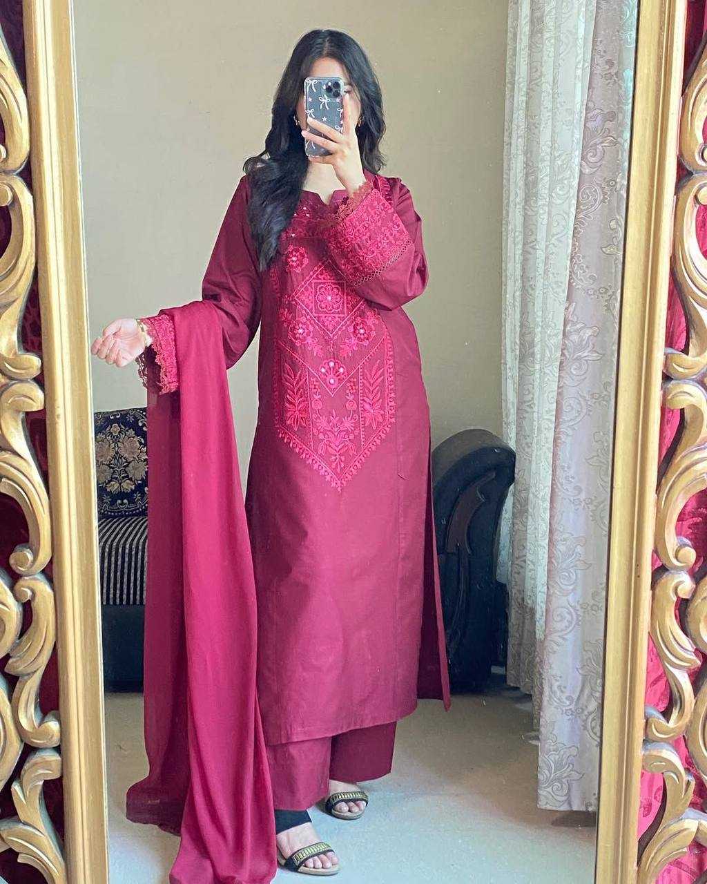 LADIES SILK SUIT
