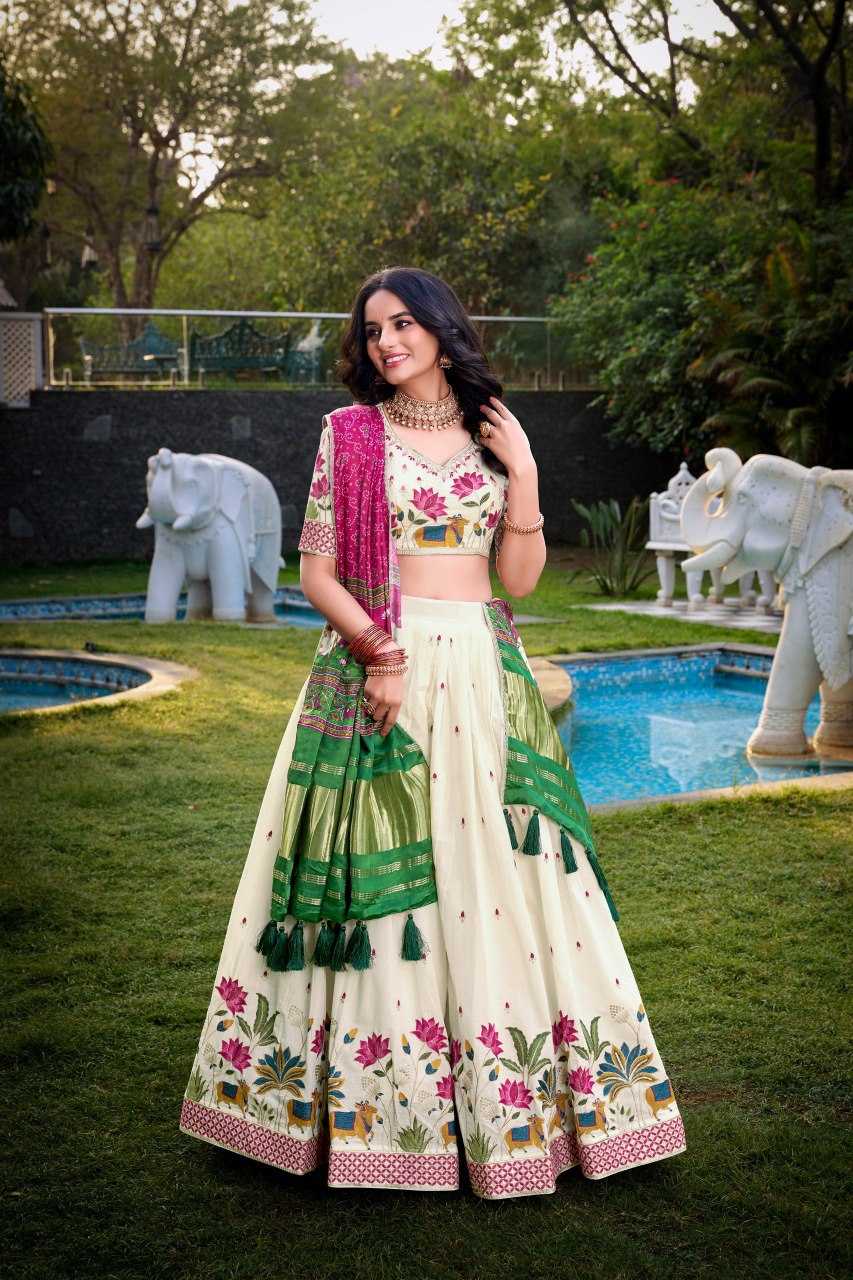 THREAD WORK LEHENGA