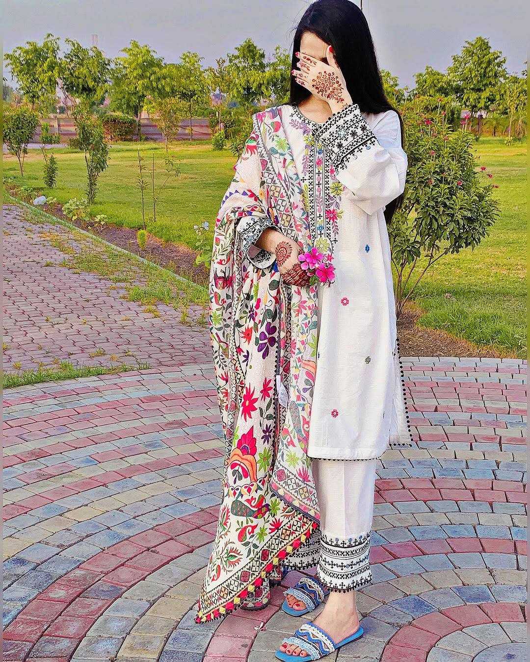 KURTI WITH PANTS