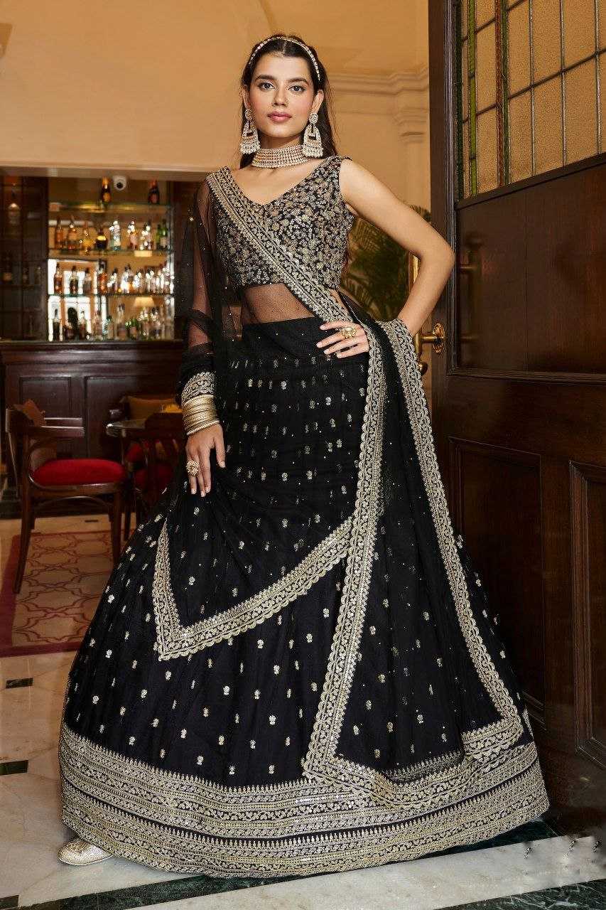  SEQUINS LEHENGA