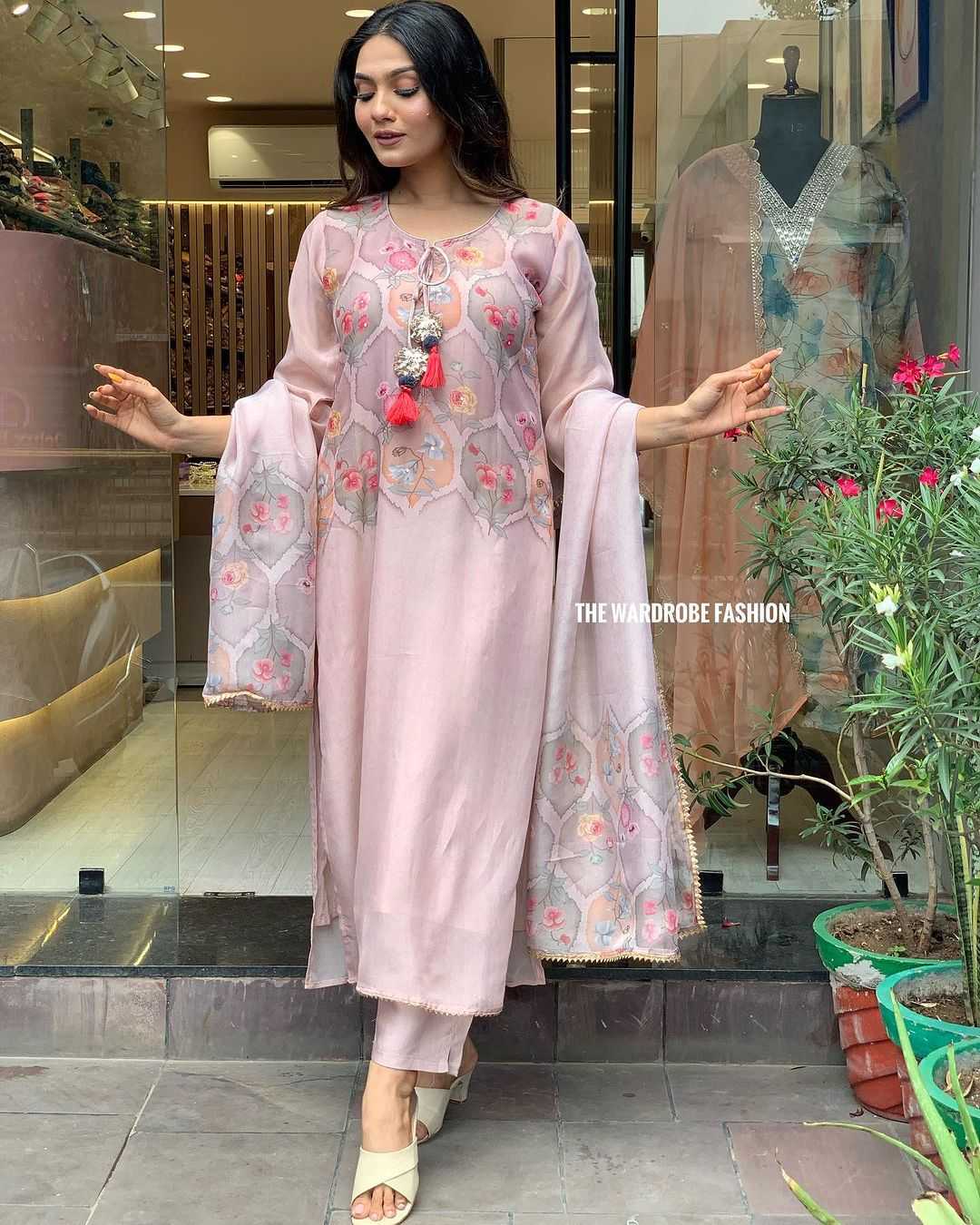 SILK KURTIS